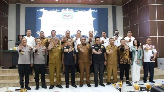 Tim Saber Pungli Pusat diabadikan di kota Pematang Siantar 