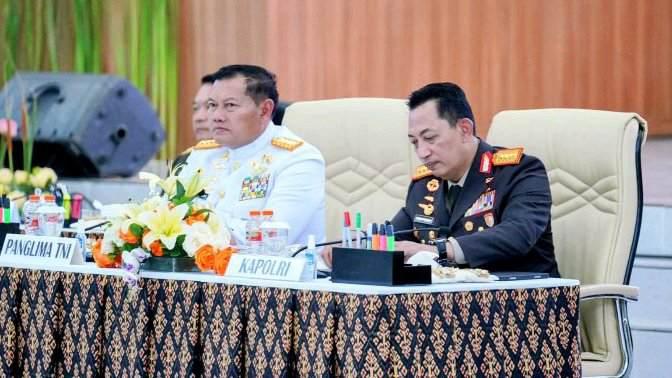 Panglima TNI dan Kapolri 