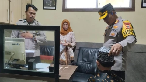 Santri di Parepare melapor ke polisi usai diduga dianiaya guru.