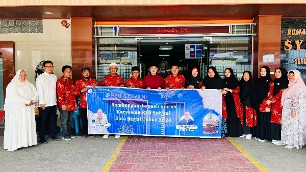 Pemberangkatan umroh karyawan RSU Sylvani Binjai