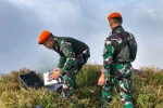 TNI Temukan Lokasi Jatuhnya Pesawat ATR 42-500 di Gunung Bulusaraung