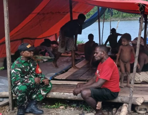 Babinsa Koramil Kokonao Jadikan Komsos Sebagai Media Jalin Silaturahmi Bersama Warga Binaan