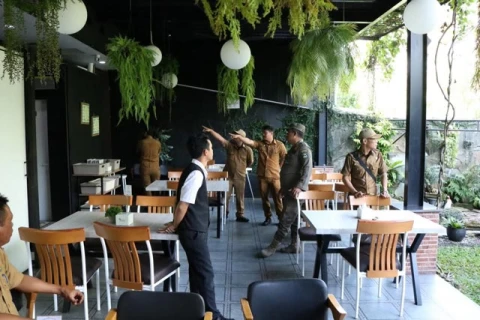 Pemko Siantar Lakukan Pengawasan, Periksa dan Identifikasi Bangunan Blue Diamond serta Warkop Agam Siantar