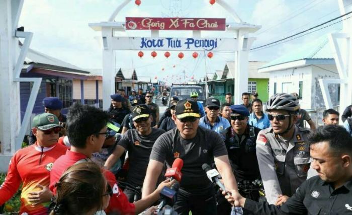 Pangkogabwilhan I Gowes Bersama Ratusan Anggota TNI dan Polri di Natuna