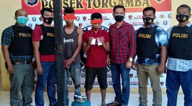 Para pelaku saat diamankan di Polsek Torgamba