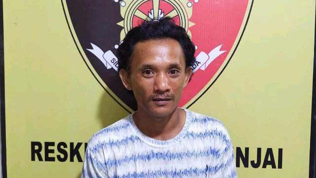 Pelaku saat diamankan Polisi 