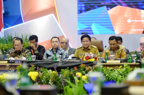 Buka RUPS Tahunan dan RUPS LB, Pj Gubernur Minta PT Bank Sumut Terus Manfaatkan Peluang