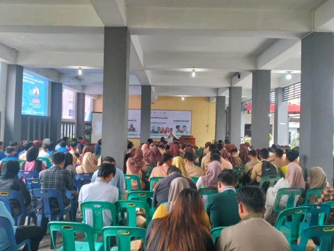 Gelar Seminar Nasional, Ketua STMIK Kaputama: Teknologi AI Dapat Membantu Menyelesaikan Permasalahan Lingkungan