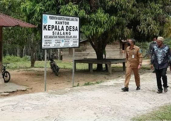 Andar Amin Harahap, S.STP., M.Si., didampingi Asisten I