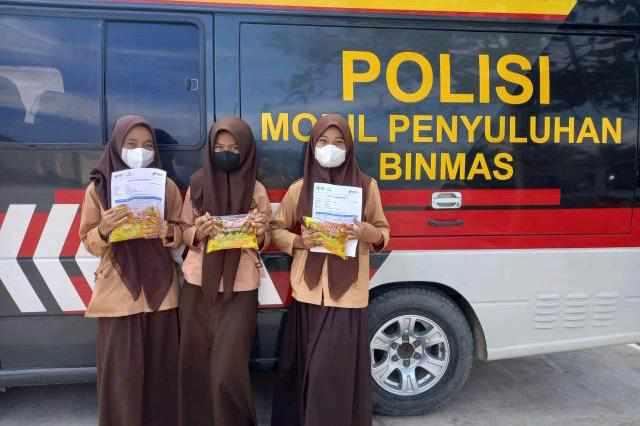 Siswa Siswi Muhammadiyah 17 Jalani Vaksin Dosis 2, Kapolres Sediakan Hadiah