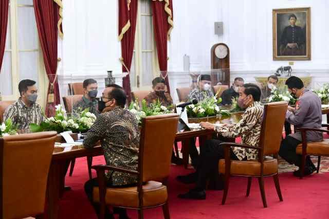 Presiden dan 12 organisasi mahasiswa yang tergabung dalam Kelompok Cipayung Plus, di Istana Merdeka, Jakarta, Rabu (23/03/2022).