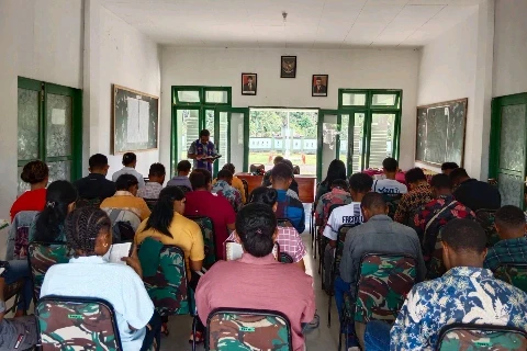 Ibadah bersama di Aula Makodim 1715/Yahukimo, Papua, Minggu (03/03/24).