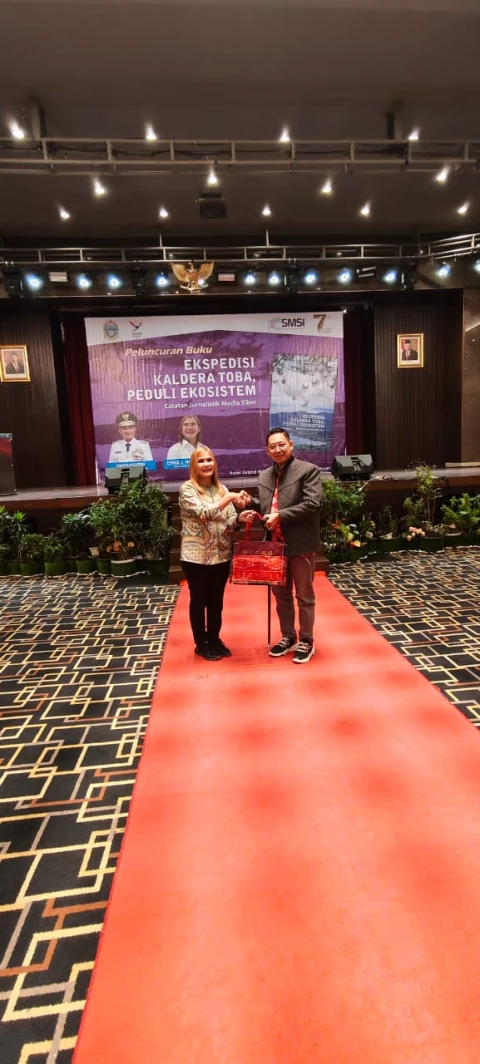 Wong Chun Sen pada peluncuran buku SMSI Sumut 