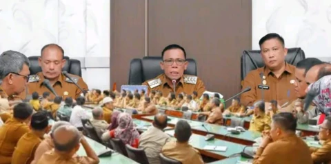 Pimpin Rakorpem, Bupati Tapteng: Bekerja Untuk Kepentingan Masyarakat