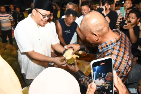 Pesta Durian yang dihadiri langsung Bupati Deli Serdang, dr H Asri Ludin