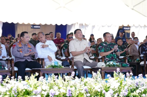 Acara penyerahan Kendaraan Khusus (Ransus) Maung MV3 buatan PT. Pindad