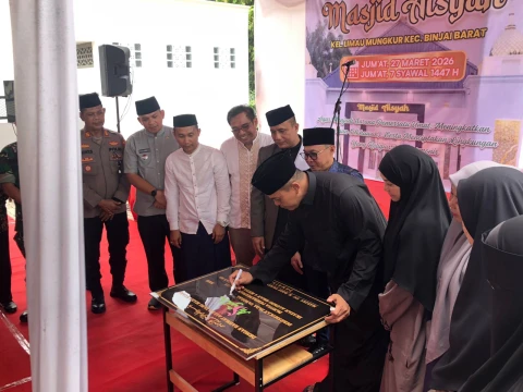 Ketua Ikasa'93 Mayen TNI Dodi Triwinarto Resmikan Masjid Aisyah di Binjai Barat
