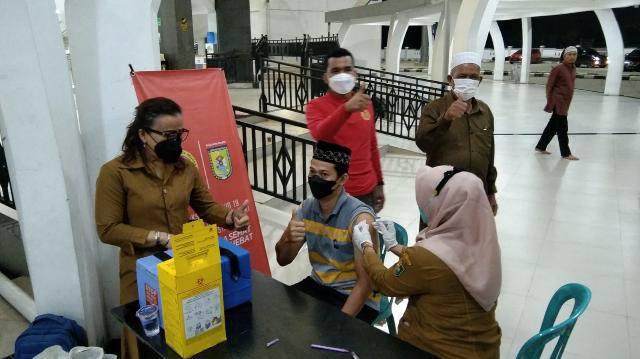 BIN Daerah Sumut Bersama Pemkab Sergai Gelar Vaksinasi di Masjid Agung