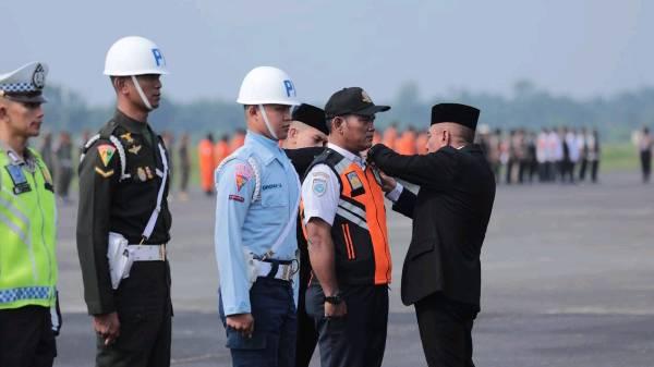 Penyematan pita operasi oleh Gubernur Sumatera Utara 