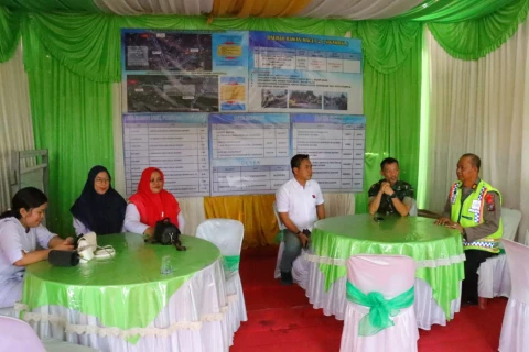 Letkol Inf Yudy Ardiyan Saputro, S.IP. H-2 hari raya idul Fitri 1445 H, melaksanakan kegiatan pengecekan Pos PAM, Pos Pelayanan dan Pos Terpadu