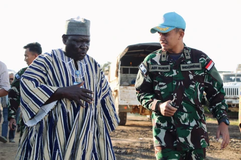 Mr. Amadu Fuseini Timbilla beserta tim disambut oleh Wakil Komandan Satgas Indo RDB XXXIX-E/MONUSCO Letkol Inf Ambariyantomo