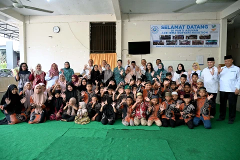 Ketua TP PKK Kahiyang Ayu Peringati HUT Sumut Bersama Anak-anak Panti Asuhan
