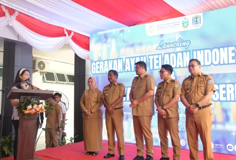 Launching Gerakan Ayah Teladan Indonesia (GATI) yang dihadiri Bupati Deli Serdang, dr H Asri Ludin Tambunan