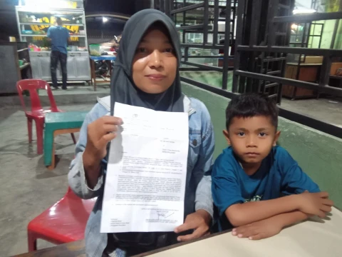 Hampir Sebulan, Para Pelaku Penganiayaan Arif Rifana Belum Ditangkap, Istri Korban: Ada Apa Dengan Polsek Selesai?!