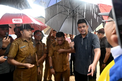 Berpacu dengan Waktu: Gubernur Sumut Desak Percepatan Proyek Tanggul Sungai Tukka
