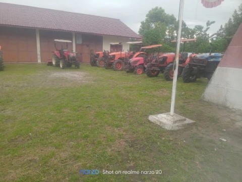 Alat Berat Menganggur, Jawaban Menghilang: Misteri Peralihan Traktor Dinas ke Perseroda di Taput