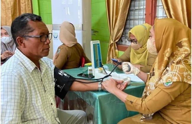 Calon Jamaah Haji Padang Lawas Utara Jalani Vaksinasi Meningitis