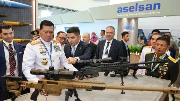 Laksamana TNI Yudo Margono di Langkawi International Maritim and Aerospace