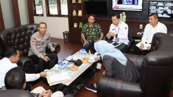 Pertemuan Kapolres dan Komisioner KPU Sergai 