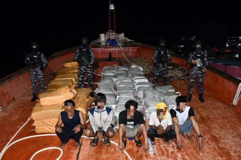 Penangkapan berlangsung di perairan Selat Durian