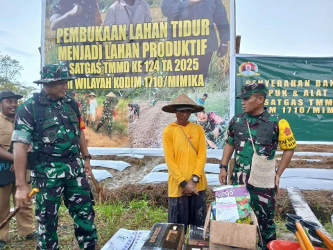 Tim Wasev didampingi Dansatgas TMMD ke-124