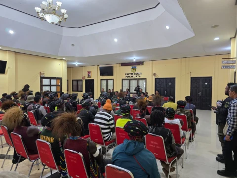 Mediasi Konflik Antar Pendukung Paslon Bupati di Puncak Jaya