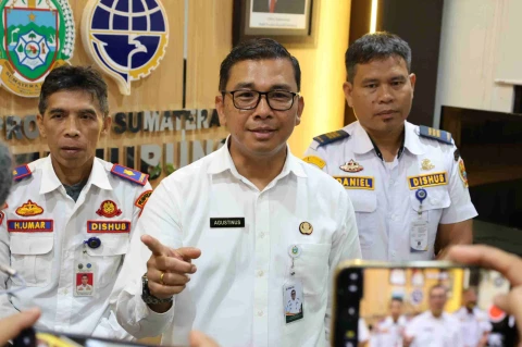 Dr. Agustinus Panjaitan