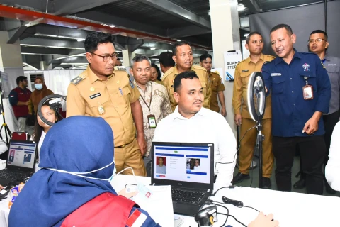 Wabup meninjau pelaksanaan seleksi yang diselenggarakan Badan Kepegawaian Negara (BKN) 