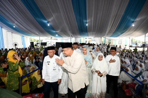 Pengajian Akbar yang menghadirkan Penceramah Nasional Ustaz Das'ad Latif di Mesjid Raya Al-Mashun, Medan, Selasa (5/5/2026).