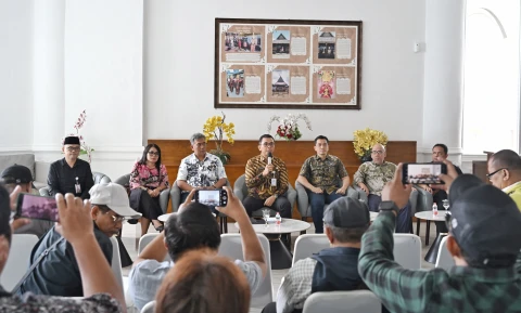 Temu Pers bersama Badan Pengembangan Sumber Daya Manusia (BPSDM) Provinsi Sumatera Utara, Kegiatan ini difasilitasi Dinas Komunikasi dan Informatika Sumut yang berlangsung di Lobby Dekranasda Lantai 1 Kantor Gubernur Sumut Jalan Diponengoro Nomor 30 Medan, Jumat (8/5/2026).
