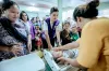 Kahiyang Ayu Pastikan Warga Tuk-Tuk Siadong Dapat Layanan Kesehatan Optimal Lewat Posyandu