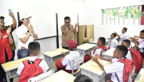 Bupati Masinton Resmikan Gedung Sekolah di Sigiring-giring: Mohon Bersabar Ngikuti Mekanisme