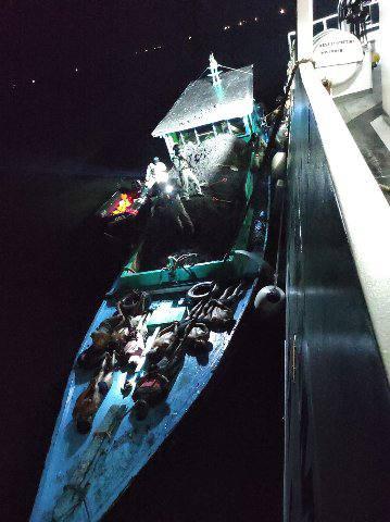 Penangkapan maling batubara oleh KN Kuda Laut-403