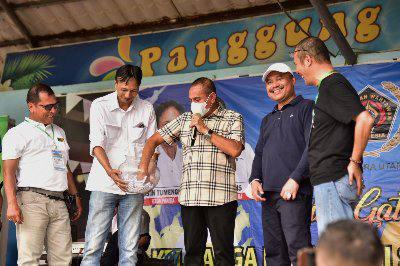 Family Gathering dan Silaturahmi Keluarga Besar Persatuan Wartawan Indonesia (PWI) Sumut di Themepark Pantai Cermin, Serdangbedagai, Sabtu (4/6/2022).