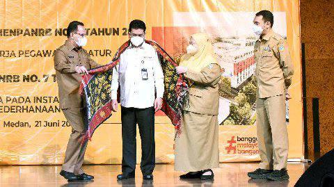 Sosialisasi PERMENPANRB No. 6 Tahun 2022 tentang Pengelolaan Kinerja Pegawai Aparatur Sipil Negara dan PERMENPANRB No. 7 Tahun 2022 tentang Sistem Kerja Pada Instansi Pemerintah Untuk Penyederhanaan Birokrasi 