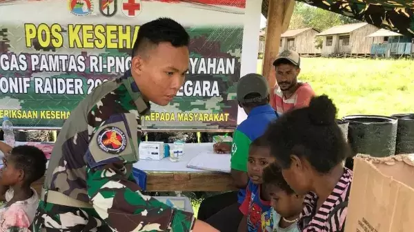 Sinergitas Satgas Yonif Raider 200/BN dan Puskesmas Airu Cegah Stunting