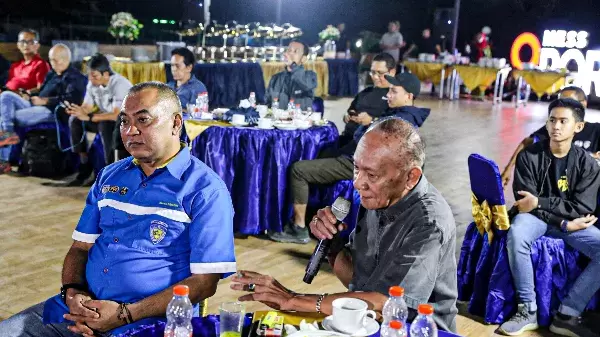 Musa Rajekshah menghadiri pertemuan mengenai kesiapan WRC yang digelar di Mes Pora Pora, Parapat, Kabupaten Simalungun, Kamis (22/6) malam.