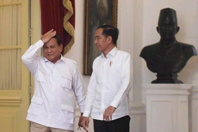 Presiden Jokowi dan Menhan Prabowo Subianto 