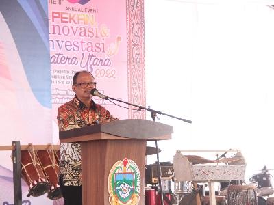 Pekan Inovasi dan Investasi Sumatera Utara (PIIS) ke-8 di Pagoda Open Stage Parapat, Jalan Kebudayaan Kelurahan Tiga Raja Kecamatan Girsang Sipangan Bolon Kabupaten Simalungun, Rabu (27/7)