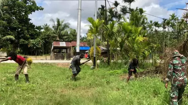 Pembersihan gereja di distrik Waris